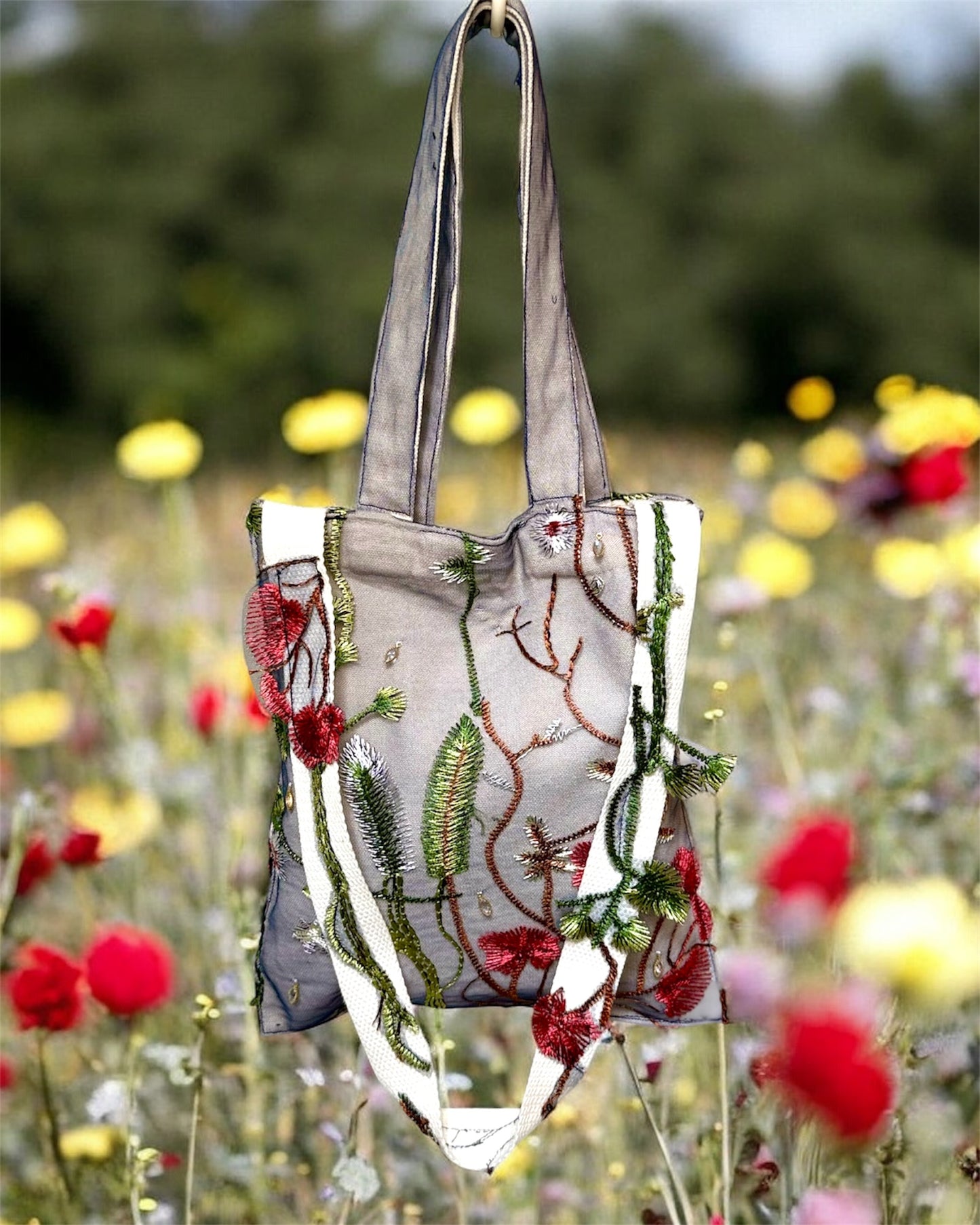 Champs de Fleurs Mini Tote in Navy