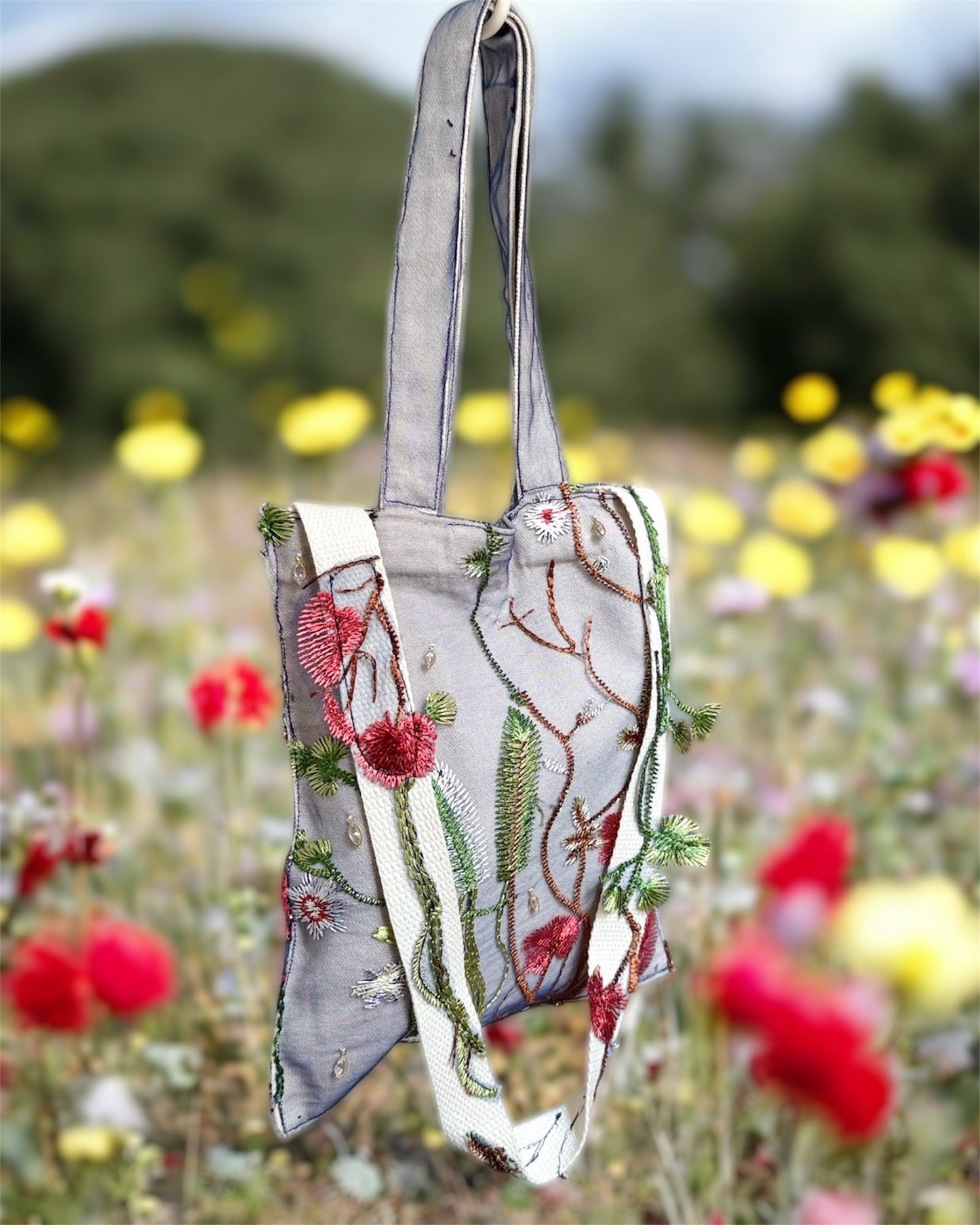 Champs de Fleurs Mini Tote in Navy