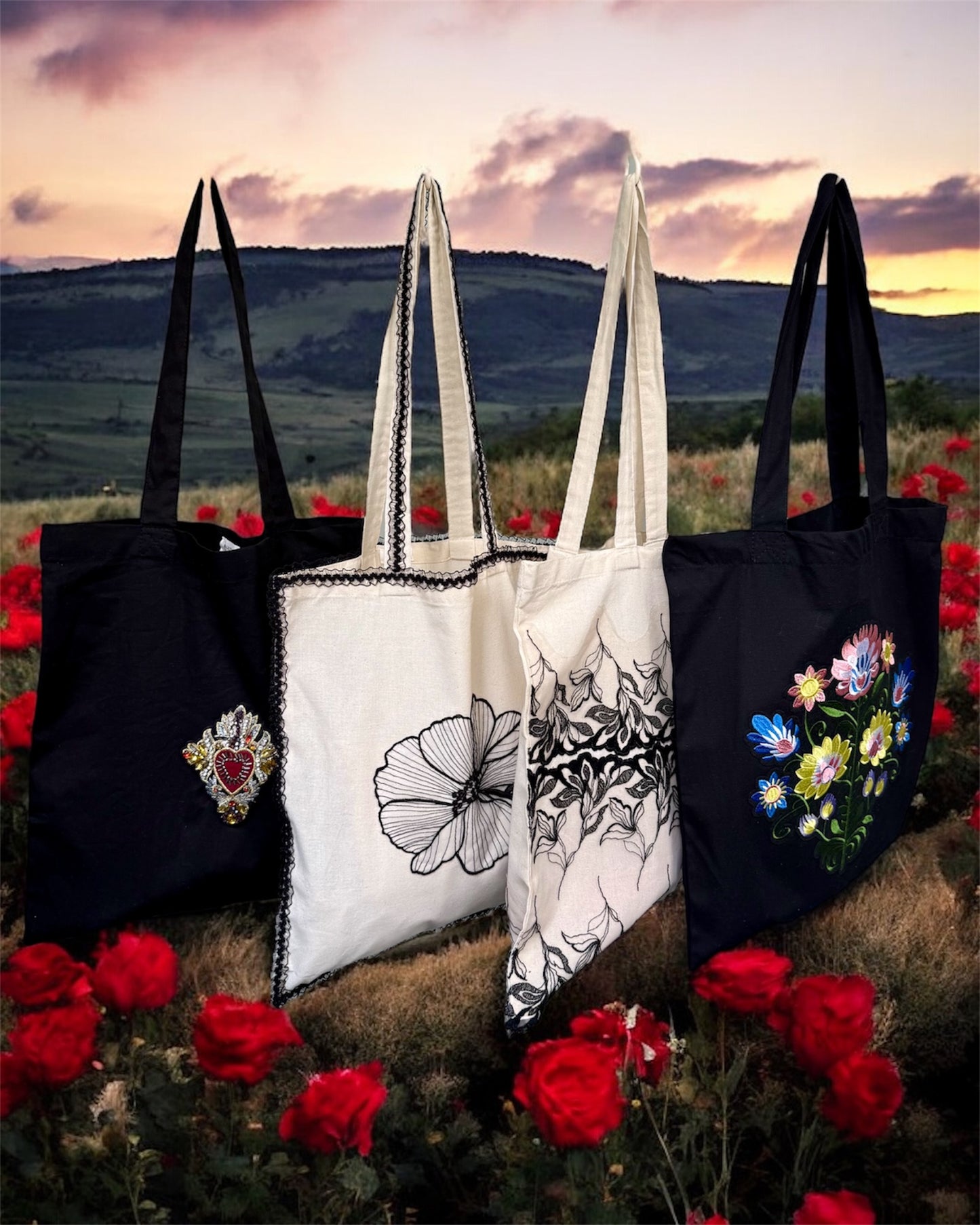 Fleurs de Nuit Large Tote Bag